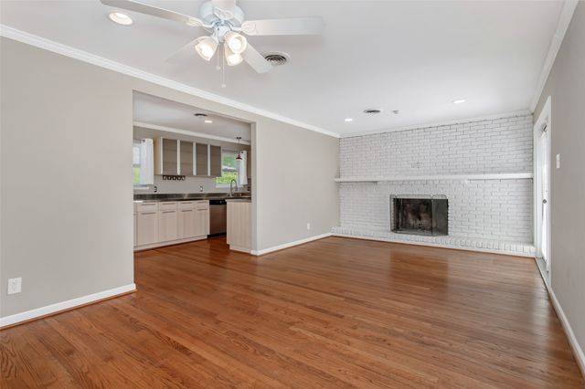2510 Pinebluff Drive, Dallas, TX 75228