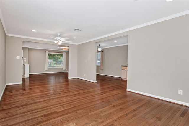 2510 Pinebluff Drive, Dallas, TX 75228