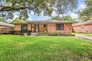 2510 Pinebluff Drive, Dallas, TX 75228