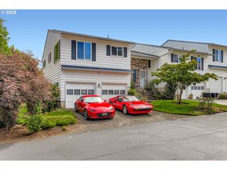 14876 Ne ROSE Pkwy 60-B, Portland, OR 97230