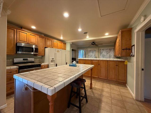 42764 N Fork Drive, Three Rivers, CA 93271