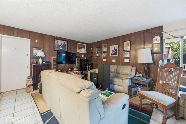 9220 Whitney Way, Cypress, CA 90630