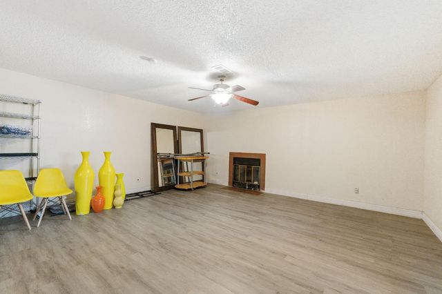 1212 Sonora Street, Madera, CA 93638