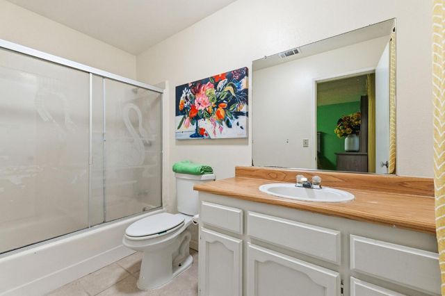 1212 Sonora Street, Madera, CA 93638