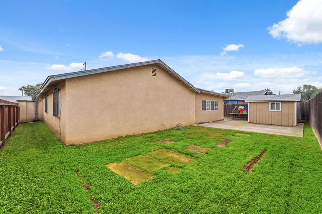 1212 Sonora Street, Madera, CA 93638