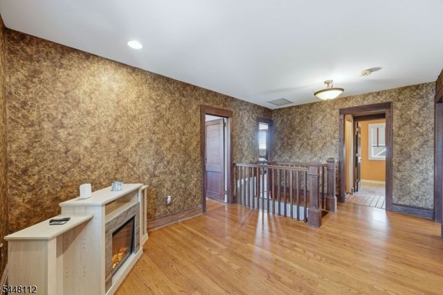 930 Ramapo Ave, Pompton Lakes Boro, NJ 07442