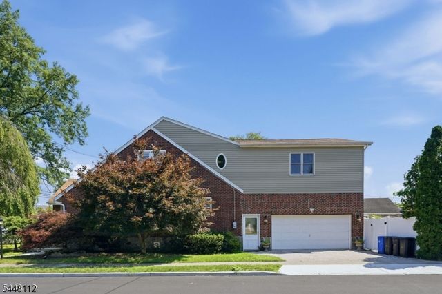 930 Ramapo Ave, Pompton Lakes Boro, NJ 07442
