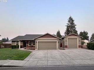 9703 Ne 140TH Ct, Vancouver, WA 98682