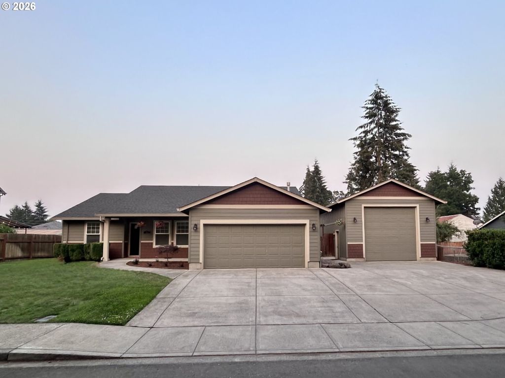 9703 Ne 140TH Ct, Vancouver, WA 98682