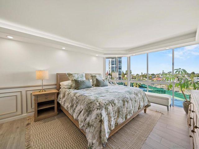 1750 Avenida Del Mundo 404, Coronado, CA 92118