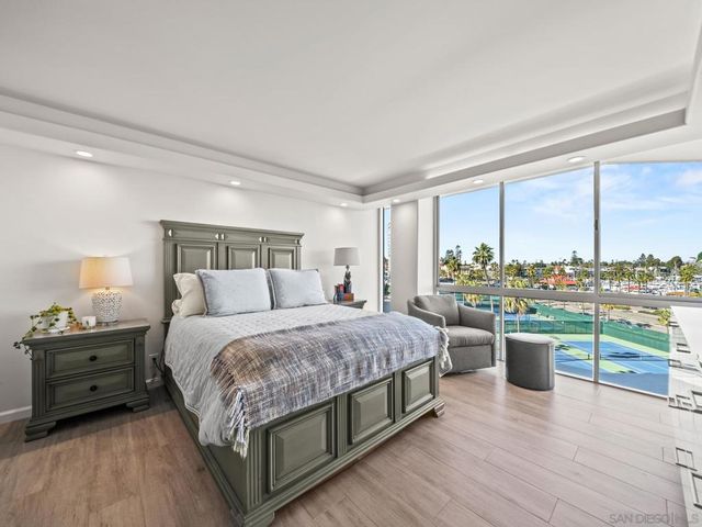 1750 Avenida Del Mundo 404, Coronado, CA 92118