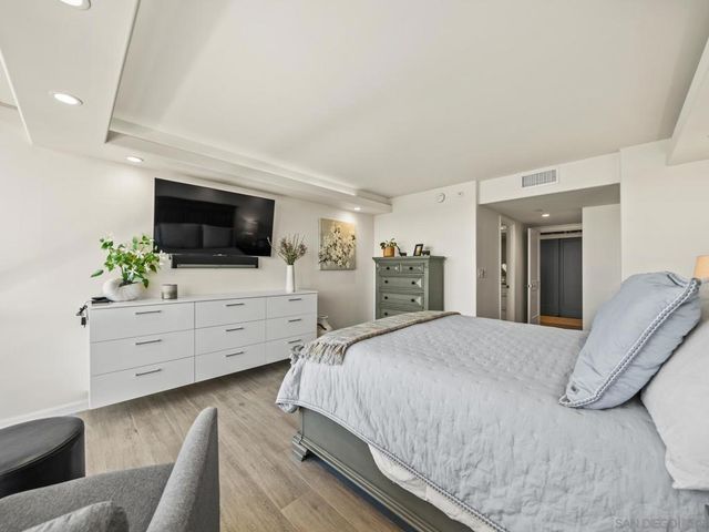 1750 Avenida Del Mundo 404, Coronado, CA 92118