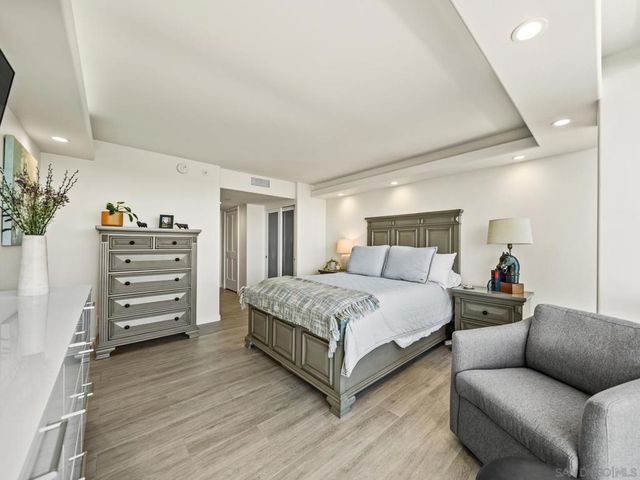 1750 Avenida Del Mundo 404, Coronado, CA 92118