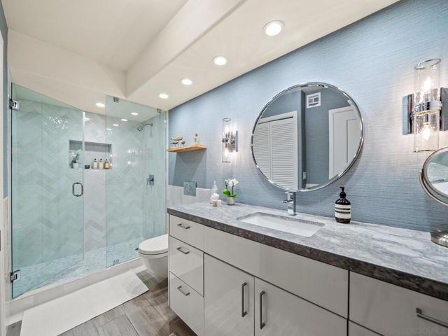 1750 Avenida Del Mundo 404, Coronado, CA 92118