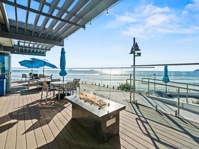 1750 Avenida Del Mundo 404, Coronado, CA 92118
