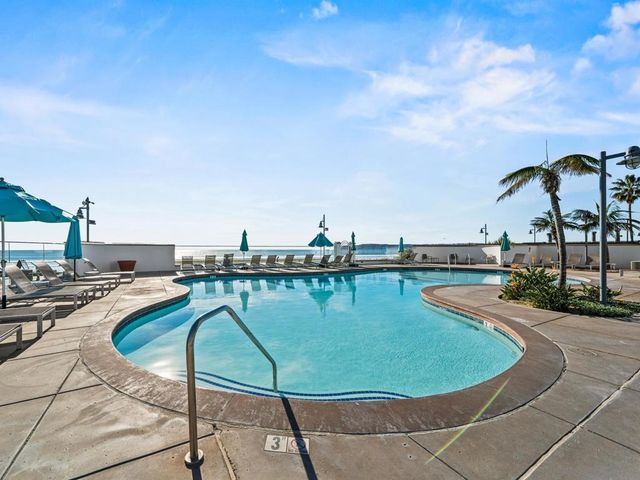 1750 Avenida Del Mundo 404, Coronado, CA 92118