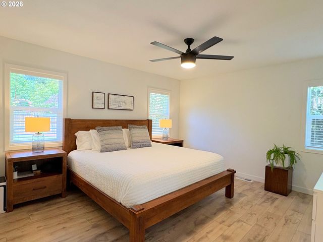 14670 Sw 88TH Ave, Portland, OR 97224