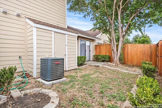 9140 Timber Path Unit 1403, San Antonio, TX 78250