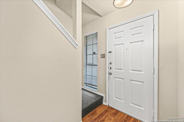 9140 Timber Path Unit 1403, San Antonio, TX 78250