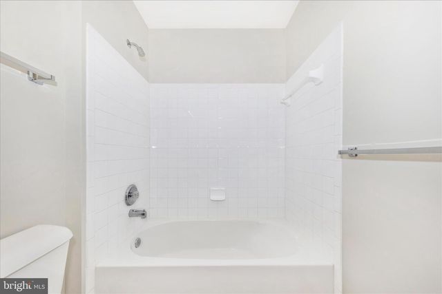 9 FIONA WAY, Brunswick, MD 21758