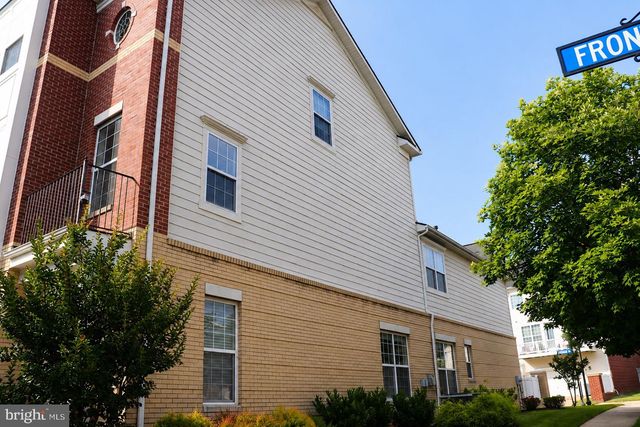 19400 FRONT ST, Leesburg, VA 20176