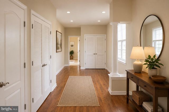 19400 FRONT ST, Leesburg, VA 20176