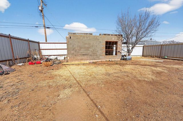 2208 NW 1ST Avenue, Amarillo, TX 79106