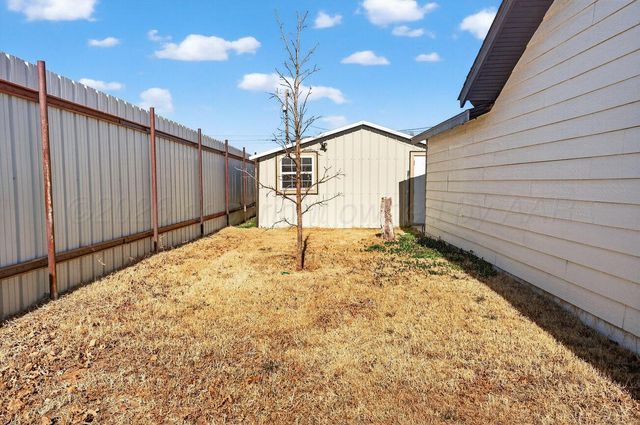 2208 NW 1ST Avenue, Amarillo, TX 79106