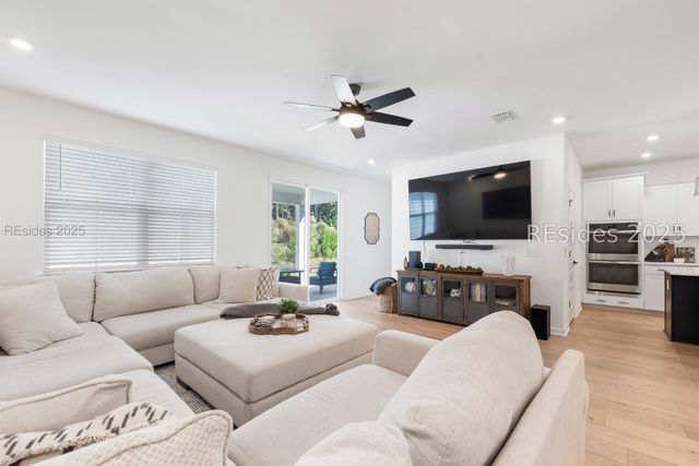 80 Hartwell Rd, Bluffton, SC 29910