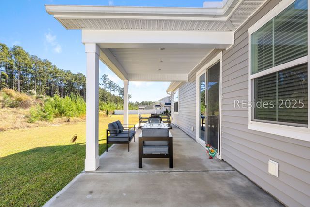 80 Hartwell Rd, Bluffton, SC 29910