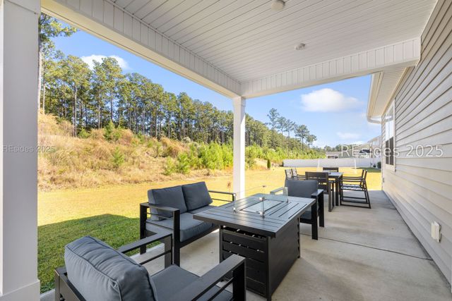 80 Hartwell Rd, Bluffton, SC 29910