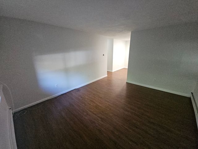 15 Davis Rd A8, Acton, MA 01720