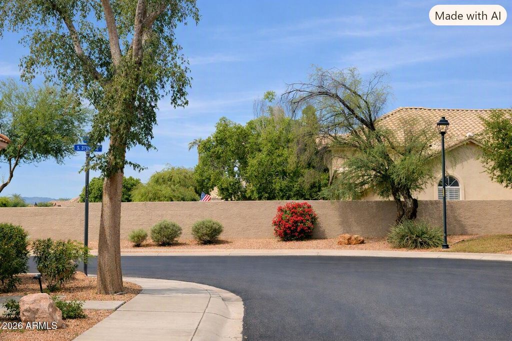 3757 E Kent Drive, Phoenix, AZ 85044 — photo 4