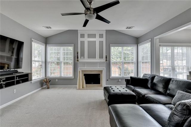 450 Hillingdon Way, Suwanee, GA 30024