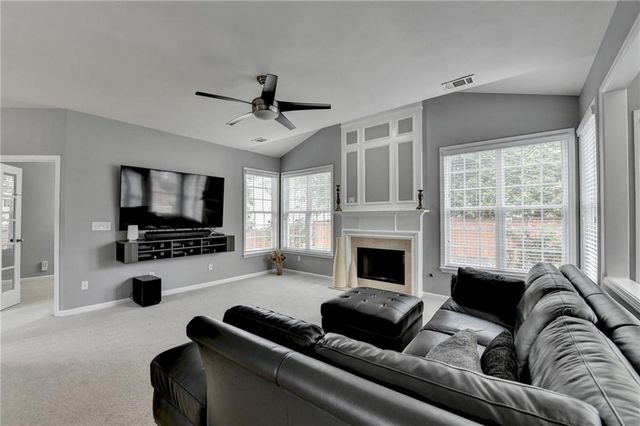 450 Hillingdon Way, Suwanee, GA 30024