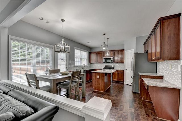 450 Hillingdon Way, Suwanee, GA 30024
