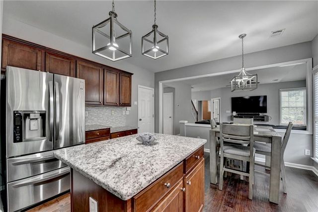 450 Hillingdon Way, Suwanee, GA 30024