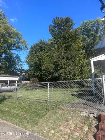 2341 Grand Ave, Louisville, KY 40210