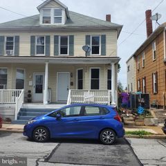 126 E 1ST ST, Hagerstown, MD 21740