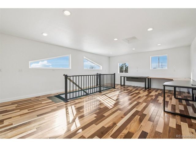 318 Lilac Dr, Lochbuie, CO 80603