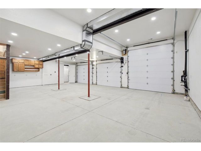 318 Lilac Dr, Lochbuie, CO 80603