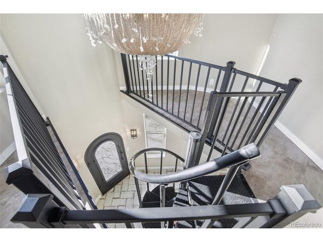 318 Lilac Dr, Lochbuie, CO 80603