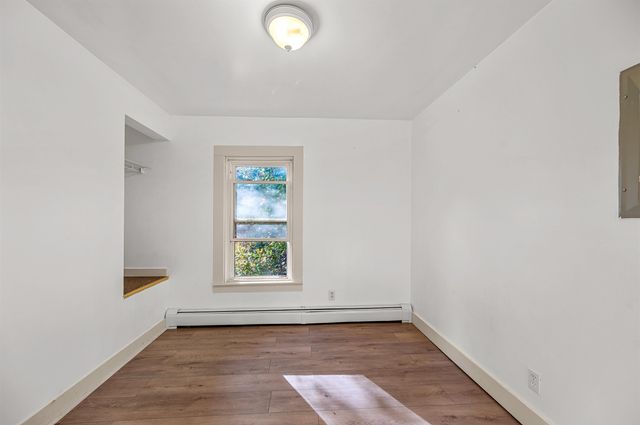 21 River Road W, Johnson, VT 05656