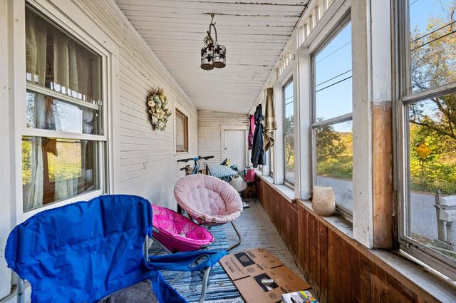 21 River Road W, Johnson, VT 05656