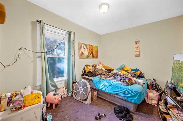 21 River Road W, Johnson, VT 05656