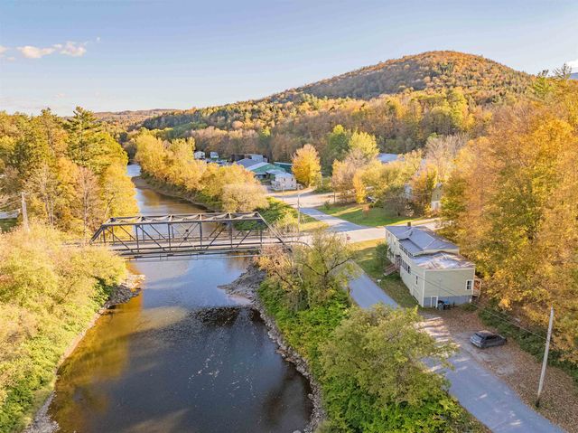 21 River Road W, Johnson, VT 05656