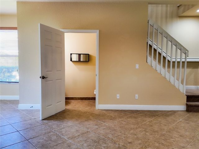 323 Versailles Lane, Vero Beach, FL 32960