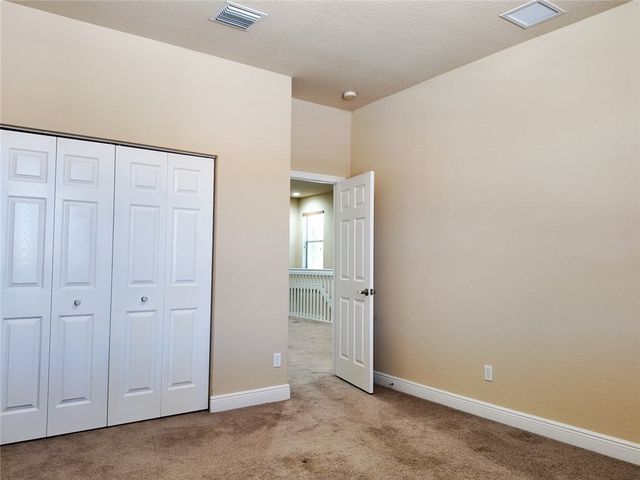 323 Versailles Lane, Vero Beach, FL 32960