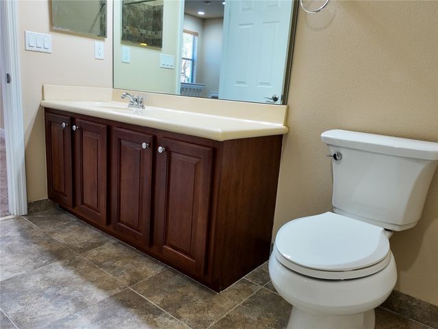 323 Versailles Lane, Vero Beach, FL 32960