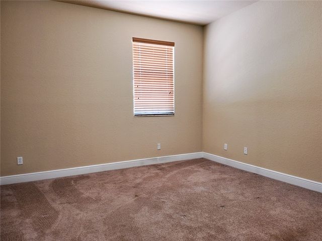 323 Versailles Lane, Vero Beach, FL 32960